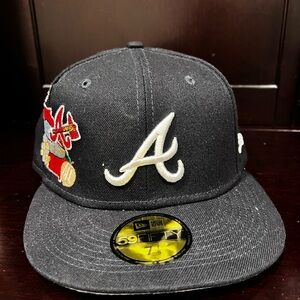 New Era Black Cap Atlanta Braves 7 1/8